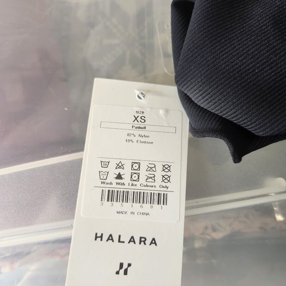 Halara Women's Ribbed Cropped Top Black Size XS Short Sleeve Workout Yoga - Picture 3 of 3